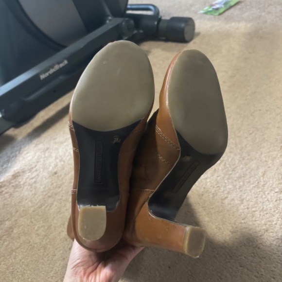 Laceup Boots - Picture 3 of 4